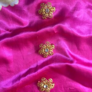 welovekebaya Gold Medium Brooch 7 (without chain)