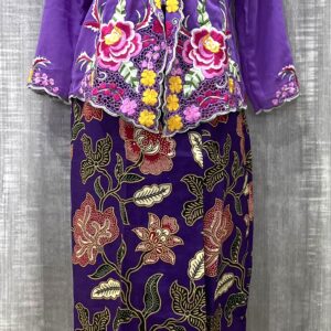 welovekebaya Kid Kebaya Set (6 Years Old) - KBK6yrsPurple001