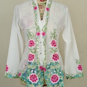 welovekebaya  Nyonya Kebaya (M) -With buttons - NKBMWHITE001
