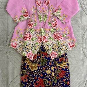 Welovekebaya Kid Kebaya Set (2 Years Old) - KBK2YRPINK001