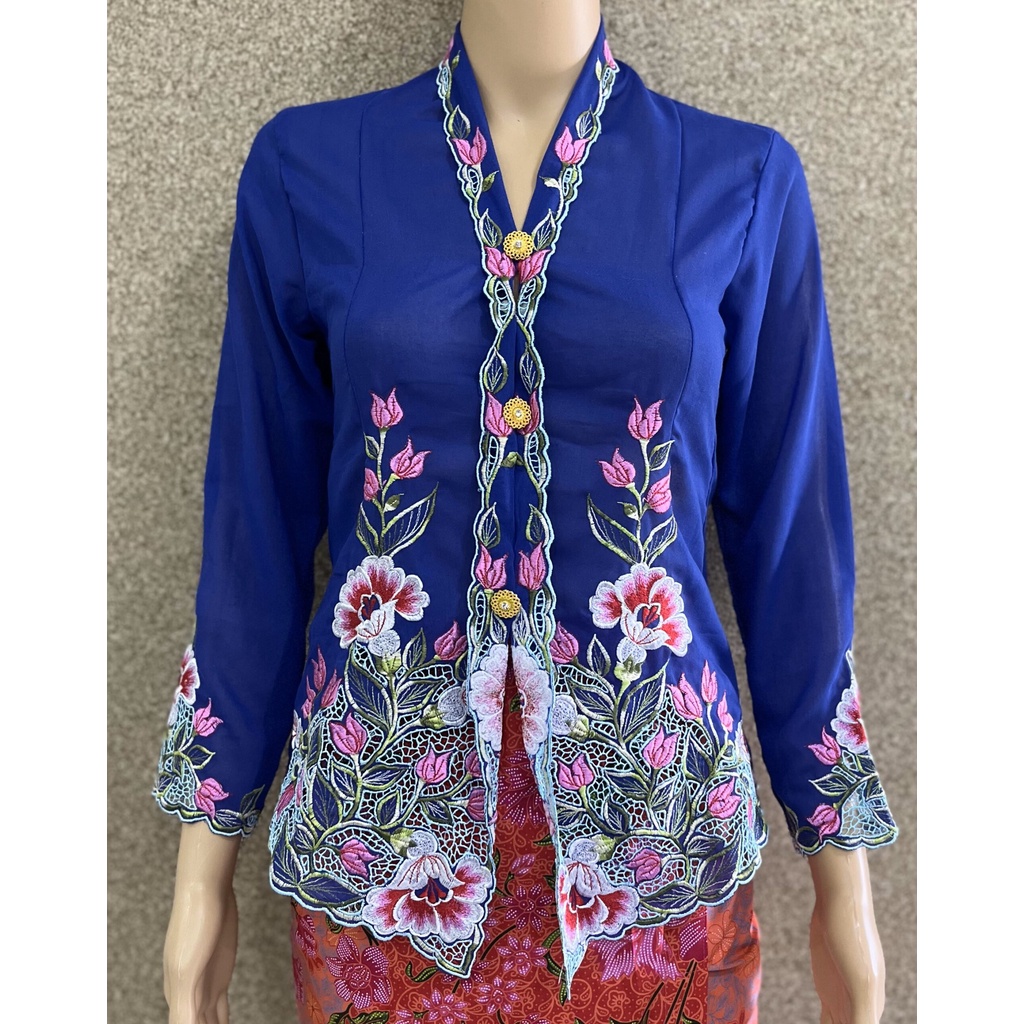 Nyonya Kebaya (XS) – no buttons (top only) – NKXSBLUE001