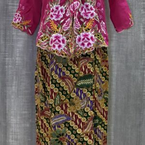welovekebaya kid kebaya set (3 Years Old) -KBK3hotpink001