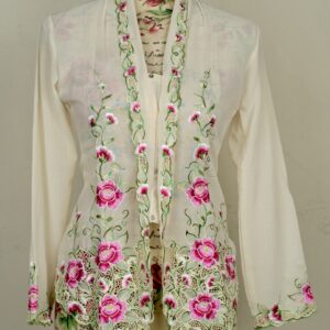 Nyonya Kebaya (S) - with buttons - NKBSCREM001