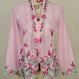 Nyonya Kebaya (S) - with buttons - NKBSLGTPINK002