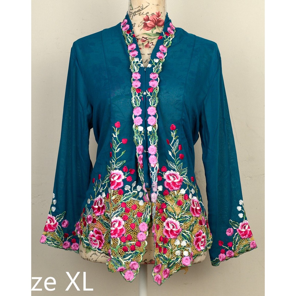 welovekebaya Nyonya Kebaya (XL) -with buttons  -NKWBXLDKTEAL001 (WDS)